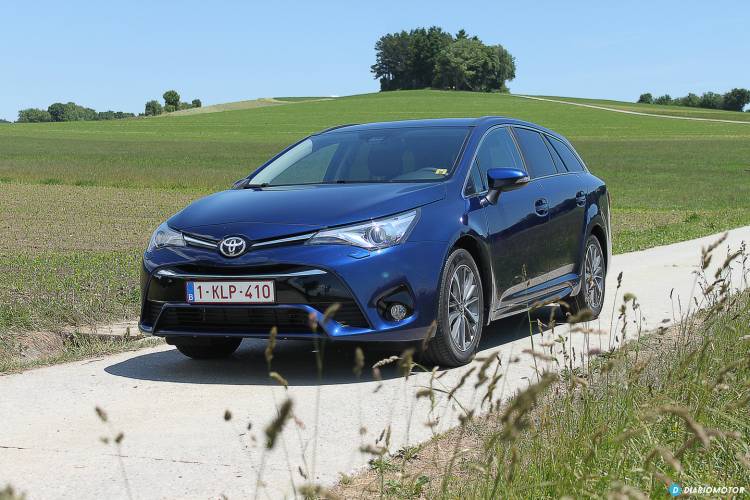 Toyota_Avensis_mdm_00001