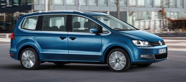 Volkswagen_Sharan_2015_facelift_DM_5