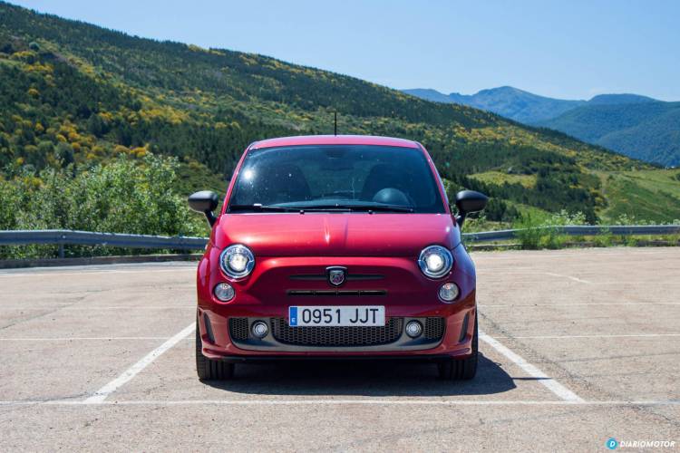 abarth-595-competizione-2015-2016-1-mdm