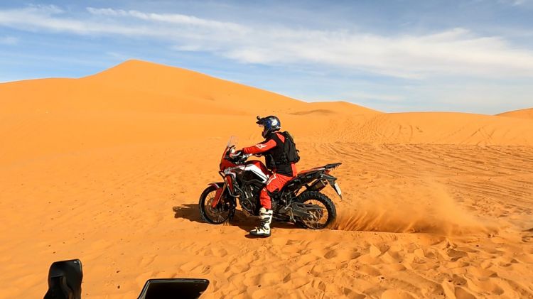 Africa Twin Dune 3