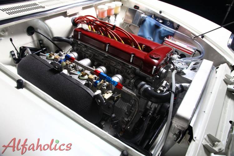 alfa-romeo-r-spider-alfaholics-8_750x.jpg