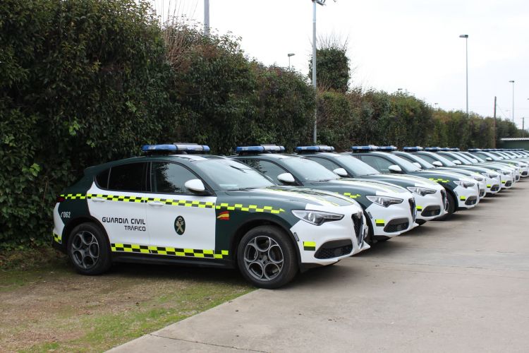 Alfa Romeo Stelvio Guardia Civil Diciembre 2020 01 Alfa Romeo Stelvio Guardia Civil Diciembre 2020 01