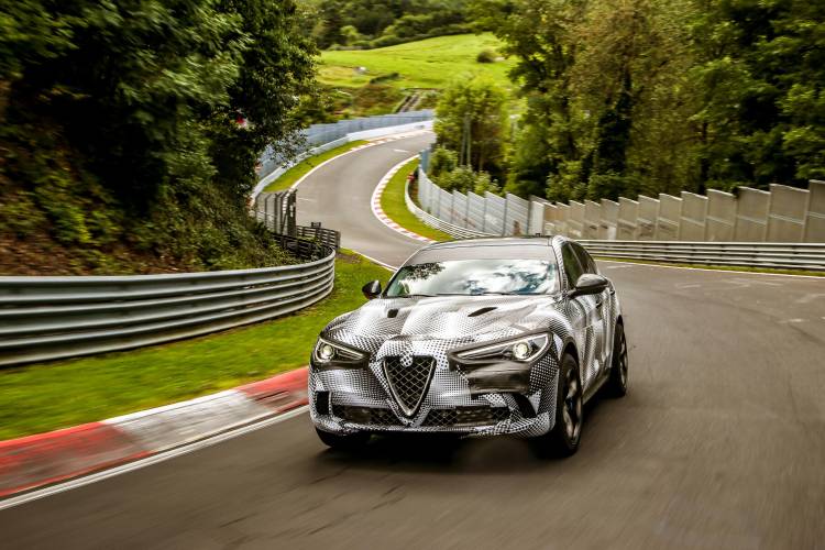 alfa-romeo-stelvio-nurburgring-dm-15 alfa-romeo-stelvio-nurburgring-dm-15