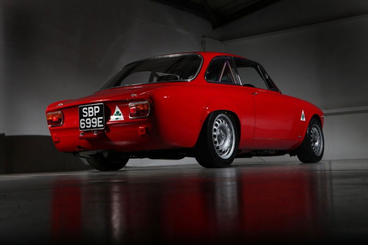 alfaholics-gta-290-15_750x.jpg
