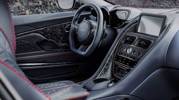 aston-martin-dbs-superleggera-260618-025_750x.jpg