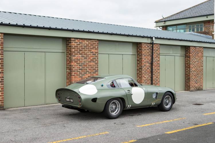 aston-martin-dp215-15_750x.jpg