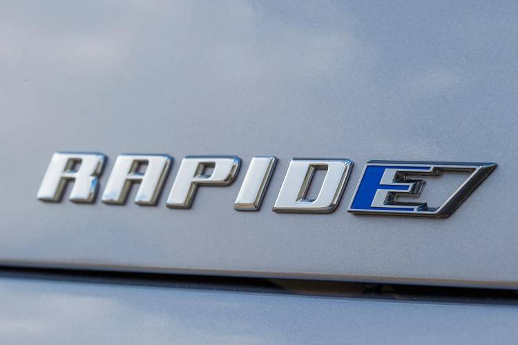 aston-martin-rapide-concept-08