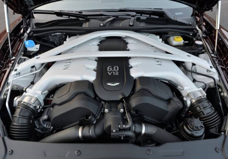 aston-martin-rapide-ficha-1217-022_750x.jpg