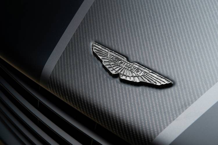 aston-martin-vanquish-one-of-seven-03-1440px aston-martin-vanquish-one-of-seven-03-1440px
