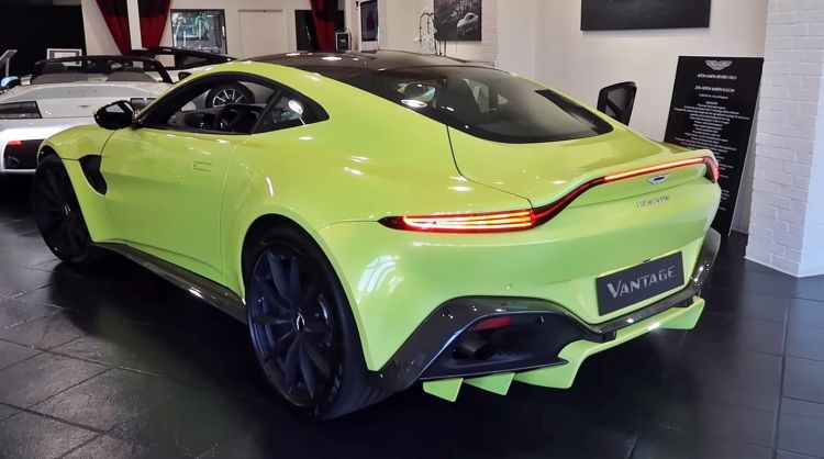 aston-martin-vantage-sonido-1117-01 aston-martin-vantage-sonido-1117-01