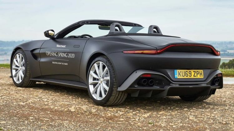 Aston Martin Vantage Volante 1019 003 Aston Martin Vantage Volante 1019 003