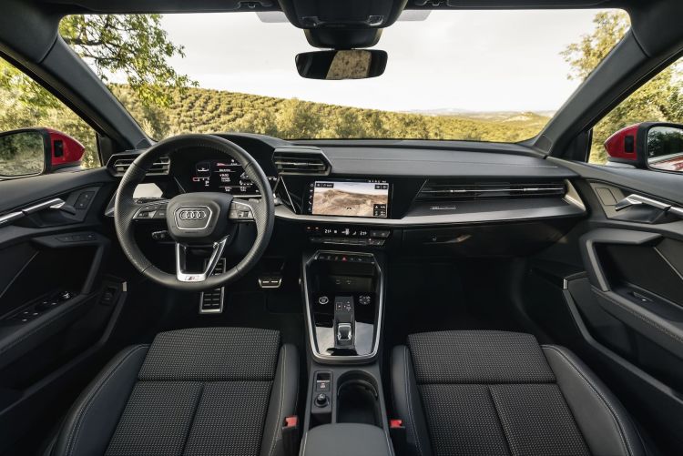 Audi A3 Sportback 2020 Rojo Tango Exterior 38