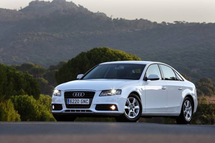 Audi A4 2.0 TFSI Flexible Fuel Audi A4 2.0 TFSI Flexible Fuel