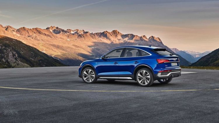 Audi Q5 Sportback 2021 0920 005