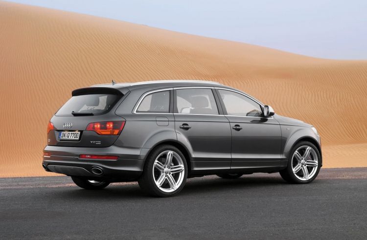 Audi Q7 V12 Tdi 2009 01