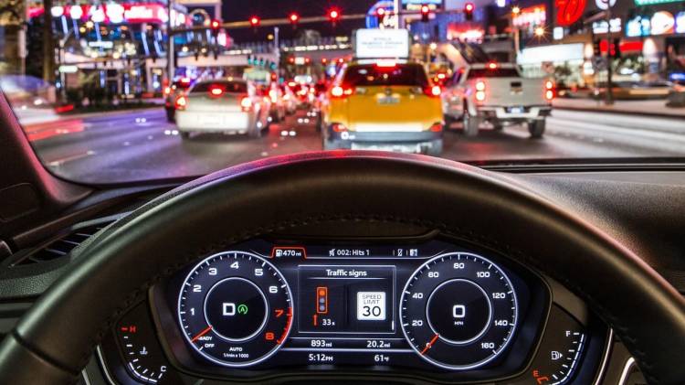 audi-traffic-light-2016-001