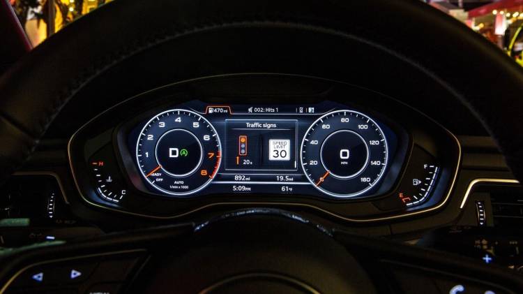 audi-traffic-light-2016-003 audi-traffic-light-2016-003