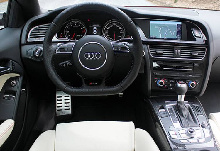 audi_rs5_p_25