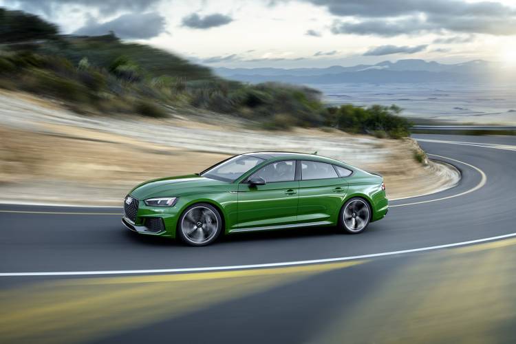 audi_rs5_sportback_2018_02_750x.jpg