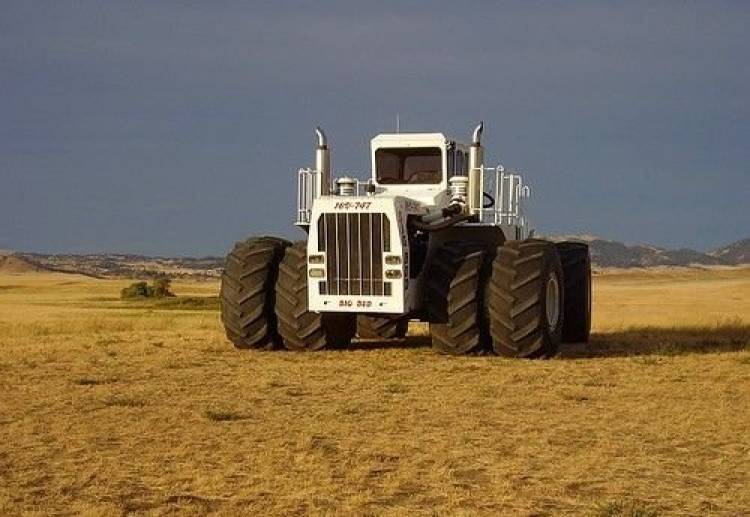 Big Bud 747 >> Big Bud 16V-747, el tractor agrícola más grande del mundo ... Big Bud 747 >> Big Bud 16V-747, el tractor agrícola más grande del mundo ...