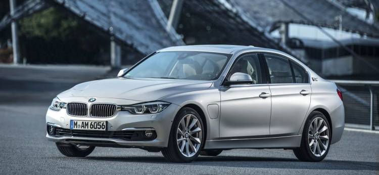 bmw-330e-2016-portada bmw-330e-2016-portada