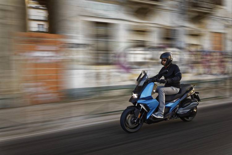 bmw-c-400-x-dm-5 bmw-c-400-x-dm-5