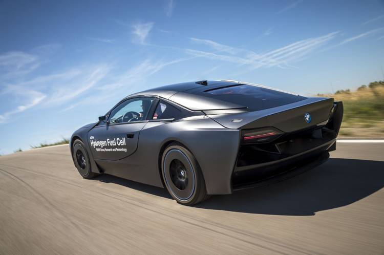 bmw-i8-serie-5-fcev-6