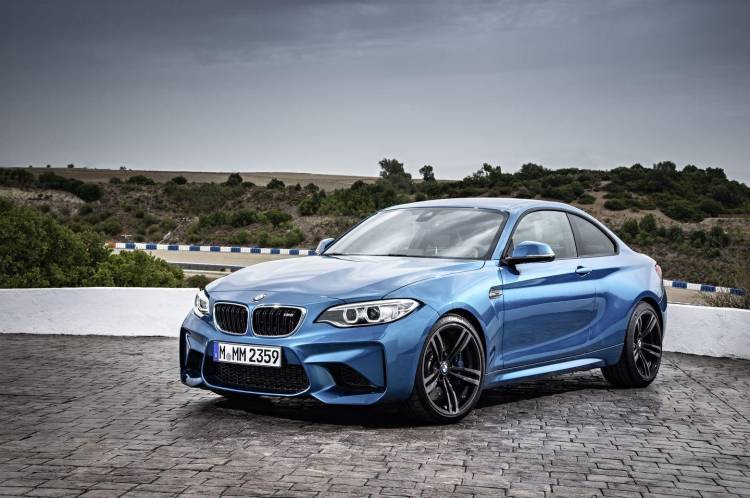 bmw-m2-coupe-2016-39