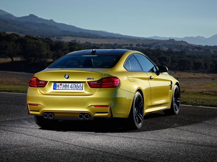 bmw-m4-coupe-2014-16