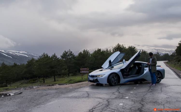 bmwi8_porsche911gts_mapdm_27