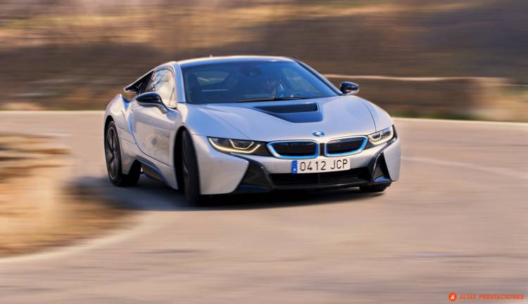 bmwi8_porsche911gts_mapdm_3