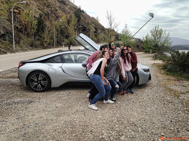 bmwi8_porsche911gts_mapdm_44
