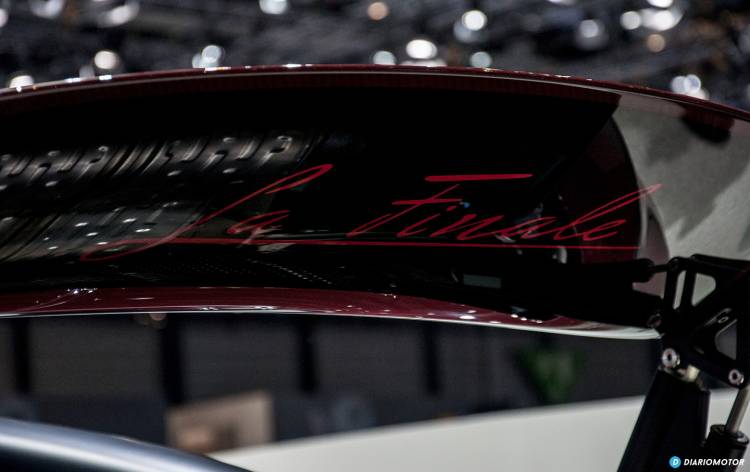 bugatti-veyron-la-finale-salon-de-ginebra-2015-mdm-02-1440px