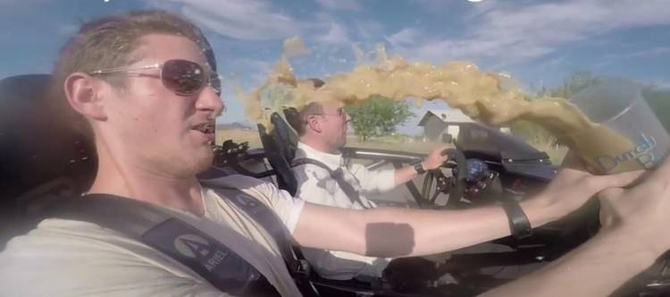 cafe-ariel-atom-video