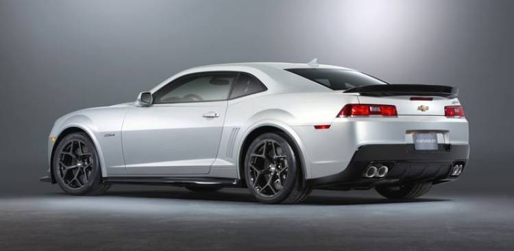 camaro-z28-infierno-verde-1 camaro-z28-infierno-verde-1