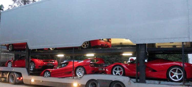 camion-lleno-de-ferrari-video-1440px camion-lleno-de-ferrari-video-1440px