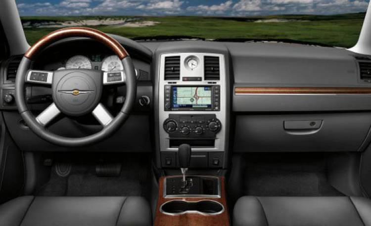 Asi Es El Interior Del Nuevo Chrysler 300c Diariomotor