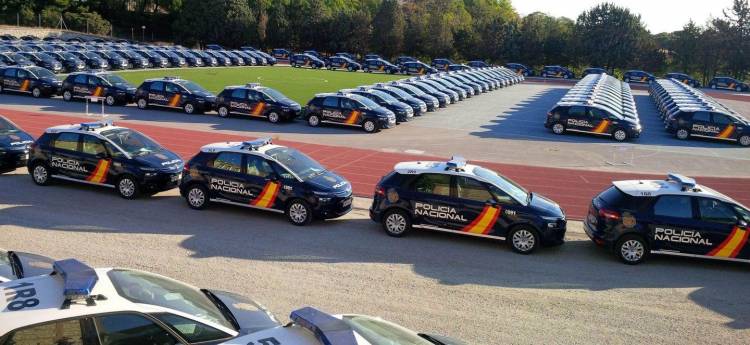 citroen-c4-picasso-policia-portada citroen-c4-picasso-policia-portada