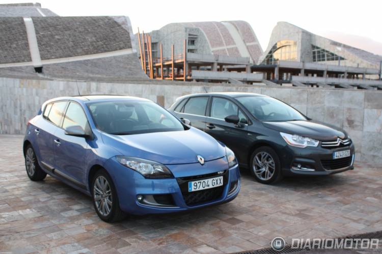 citroen-c4-renault-megane-comparativa-prueba-ciudad-de-la-cultura-santiago-de-compostela--1 citroen-c4-renault-megane-comparativa-prueba-ciudad-de-la-cultura-santiago-de-compostela--1