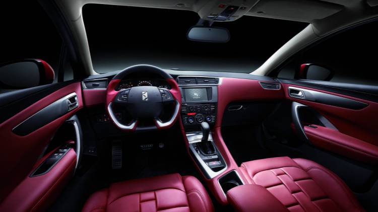 citroen-ds3-1600x900-10