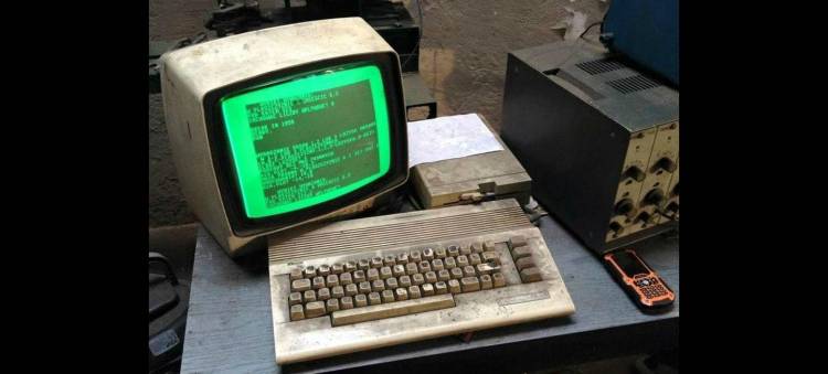 commodore-c64-taller commodore-c64-taller