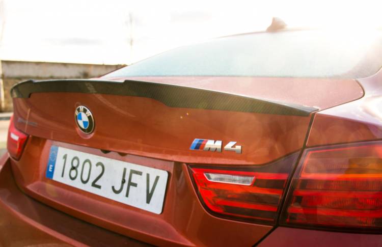 comparativa_BMW_M4_Lexus_RC_F_DM_mdm_13