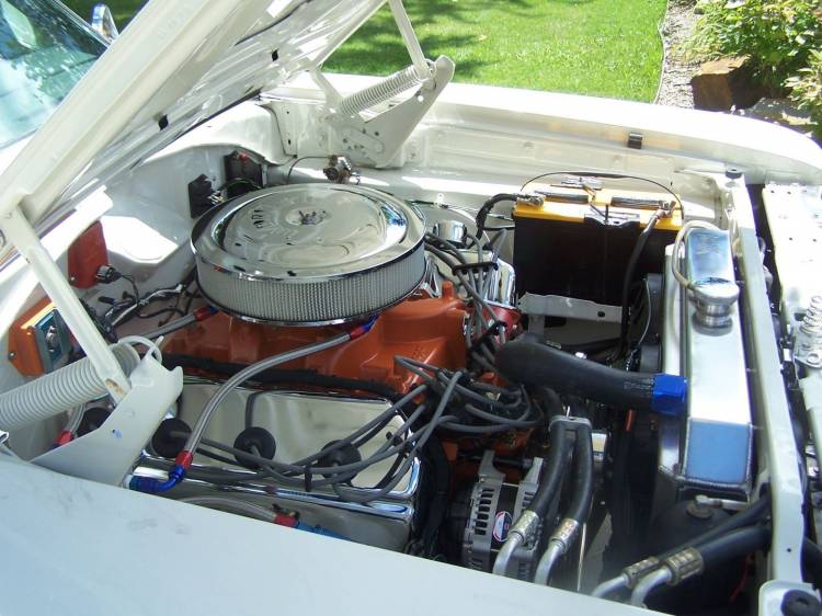 coronet-528-hemi-6