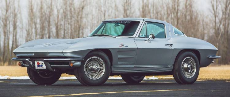 Con la gasolinera a cuestas ¿por qué tenía el Chevrolet Corvette Z0 Tanker un depósito de litros? corvette 63 Con la gasolinera a cuestas ¿por qué tenía el Chevrolet Corvette Z0 Tanker un depósito de litros?
