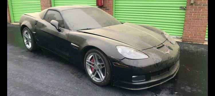 corvette_z06_abandonado_p corvette_z06_abandonado_p