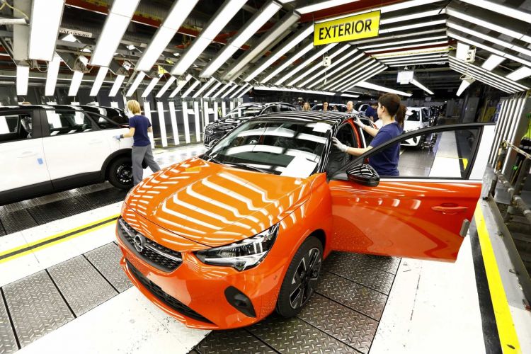 Semiconductor Crisis Consequences August 2021 Opel Corsa Figueruelas Factory