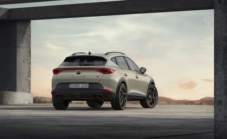 Cupra Formentor Vz5 6 Gris Tayga Exterior Cupra Formentor Vz5 6 Gris Tayga Exterior