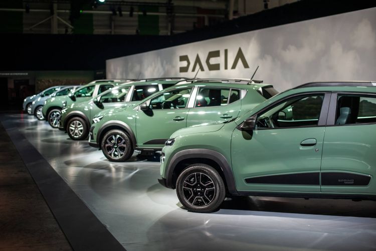 Dacia Brand Manifiesto  02