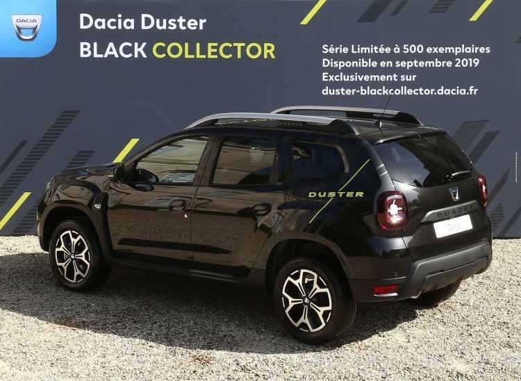 Dacia Duster Black Collector 2019 02