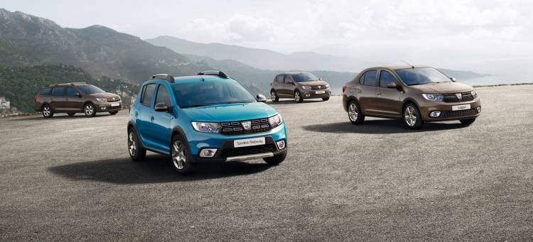 dacia-familia-lavado-cara dacia-familia-lavado-cara